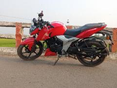 TVS Apache RTR 160 4V